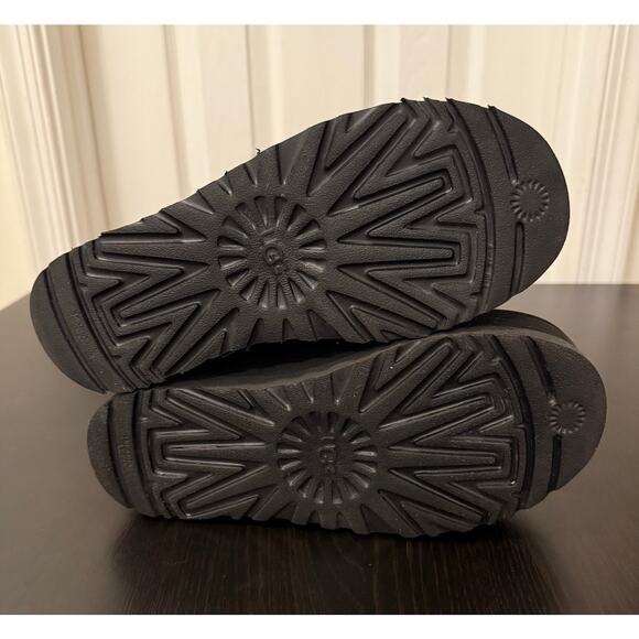 UGG Classic Ultra Mini Platform Boot Women Black 6 EUC - Picture 7 of 7